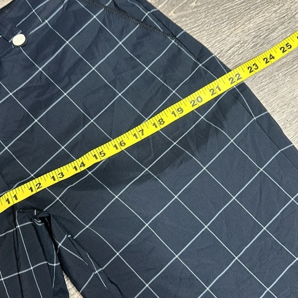 Nike Women’s Dri Fit Checkered Print Cropped Golf Pants Breathable Sz 10 - Picture 9 of 12